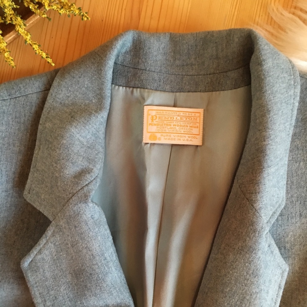 Pendleton Light Blue Blazer Size 8 - image 2